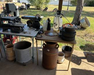 Antique rolling galvanized was bucket & rustic milk can, wash tub, rocks, crock, electric tools 