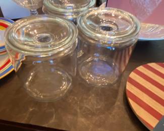 3 jars with lids