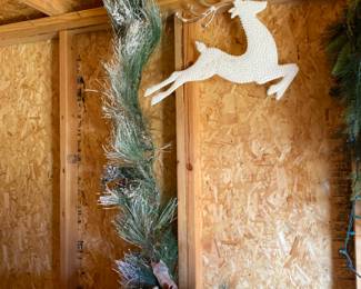 Garlands & deer