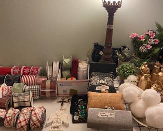 More Christmas & decor