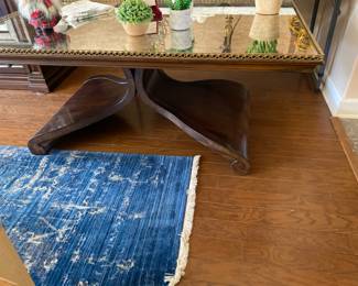 Absolutely beautiful glass top pedestal coffee table