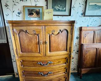 Vintage French country chest