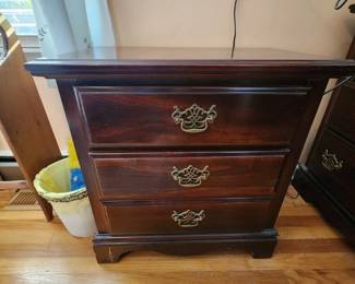 Vintage Kincade cherry side table