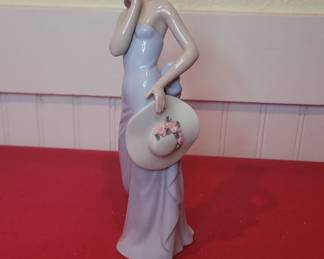 Lladro Coquette