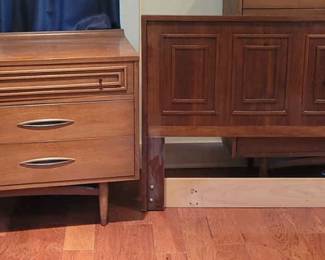 Broyhill Premier Sculptra MCM