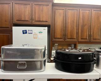 Roasting pans
