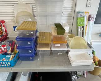 Containers, shoe boxes w/lids
