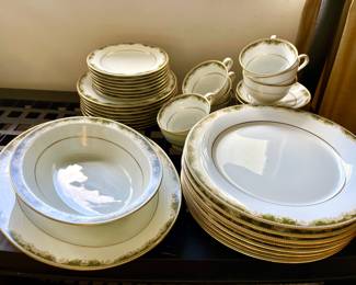 Warrington by NORITAKE China Set
