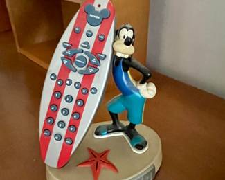  Disney Mickey Unlimited Surfin Goofy Universal Remote 