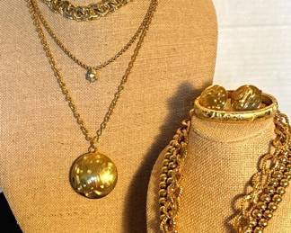 Ralph Lauren, Napier, 1928 Gold Colored Jewelry Set