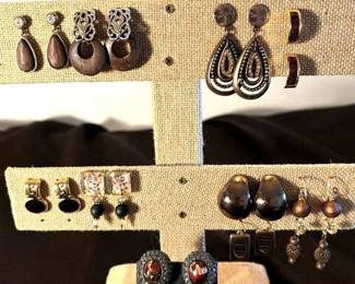 Blair Delmonico, Brighton, Chicos, RMN