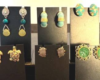 GoldGreen Earrings  Adorable Turtles