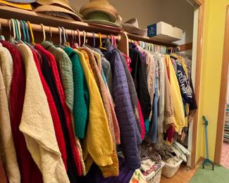 Women's Clothing sizes L - 4x