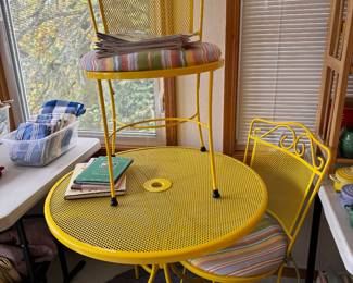 Like New Yellow Metal Bistro Table and two Chairs