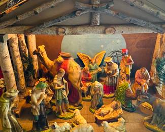 Beautiful  old 1940’s  large nativity  
