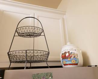 WIRE BASKET AND COOKIE JAR