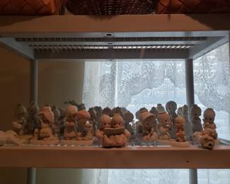 PRECOIUS MOMENTS FIGURINES