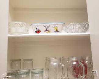 DRINKING GLASSES & GLASS BOWLS