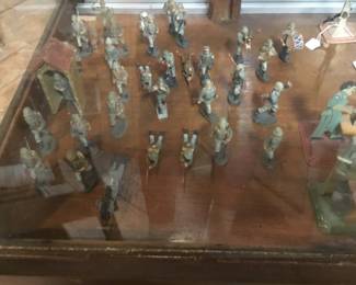 95. Large collection of toy soldiers