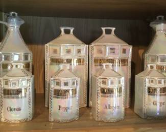 392.spice containers
