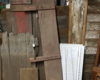 284 . Wagon board, gate, wood for decoration