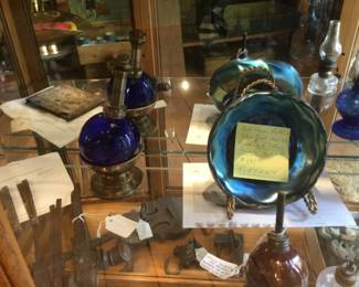358. Tiffany glassware