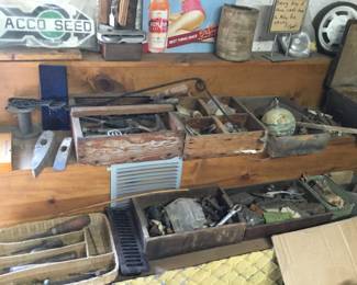 305. Tools, signs, toolboxes.