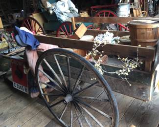 224. Full size wagon, many accessories.