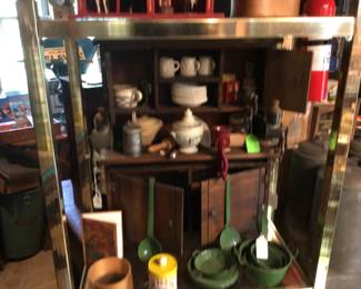 352. Miniature kitchen set