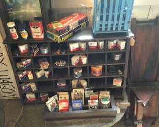318. Spice boxes