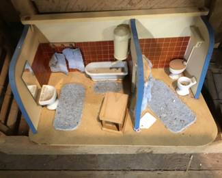 98, hand made dollhouse rooms. Bathroom and tub.