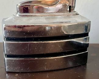 Vintage Working Art Deco RONSON SPARTAN Black & Chrome Table Lighter 