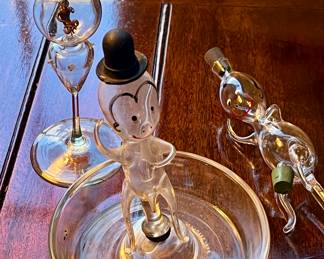 These blown glass straws and “tinkle” sticks are fabulous 