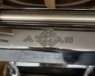 Atlas pasta maker