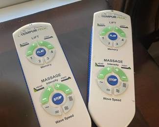 King-size Tempur-pedic adjustable mattress (Split king)