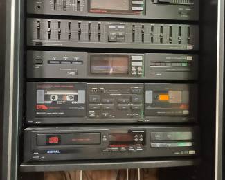 Component stereo equipment