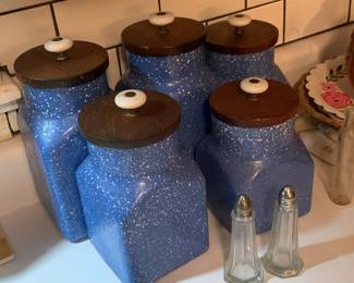Enameled canisters