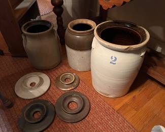 Salt-glaze pottery