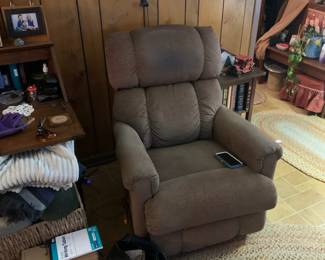 Recliner (1 of 2)