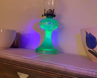 Uranium glass