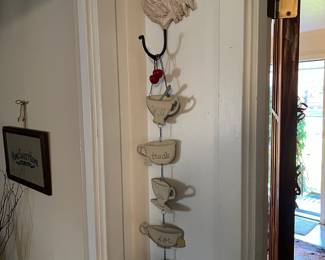 "Will trade tea for gossip" wall hanging - lol