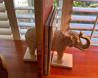 Elephant book end
