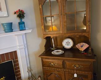 Traditional hutch