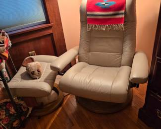 Recliner with ottoman