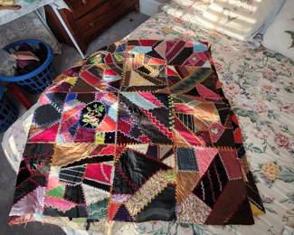 Crazy quilt