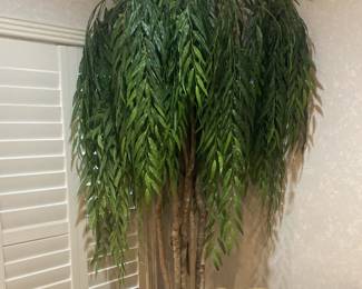 Large artificial tree