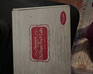 Vintage fruit cake box