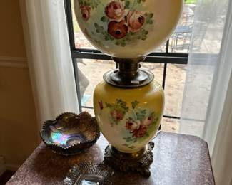 GWTW LARGE YELLOW LAMP