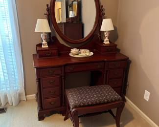 Willett bedroom furniture 