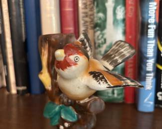 Bird figurine made in Occupied Japan 